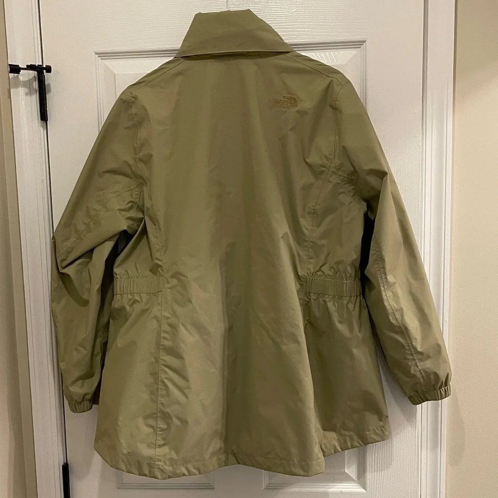 The North Face Khaki Windbreaker - Picture 8 of 11